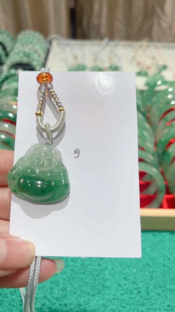 石英质玉（非洲翠）合金项链佛公