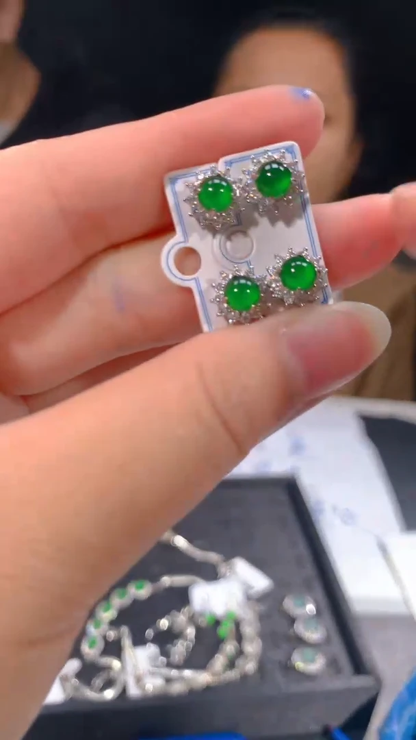 【闪购商品】定制翡翠未镶嵌33多样性发货（发其一）