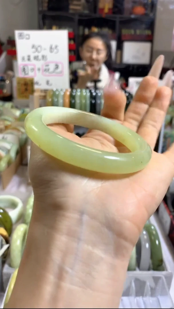 未镶嵌岫玉手镯11 58+ 包容