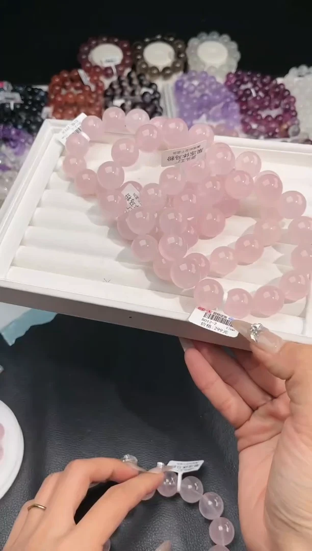 【闪购商品】水晶手链未镶嵌多样性发一粉晶