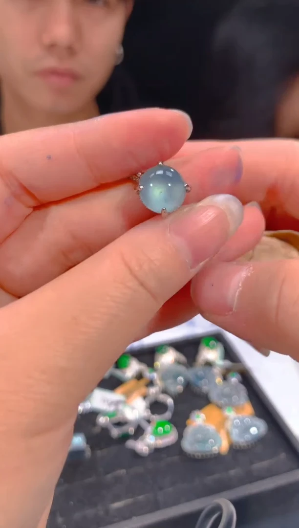 【闪购商品】定制翡翠未镶嵌63多样性发货（发其一）