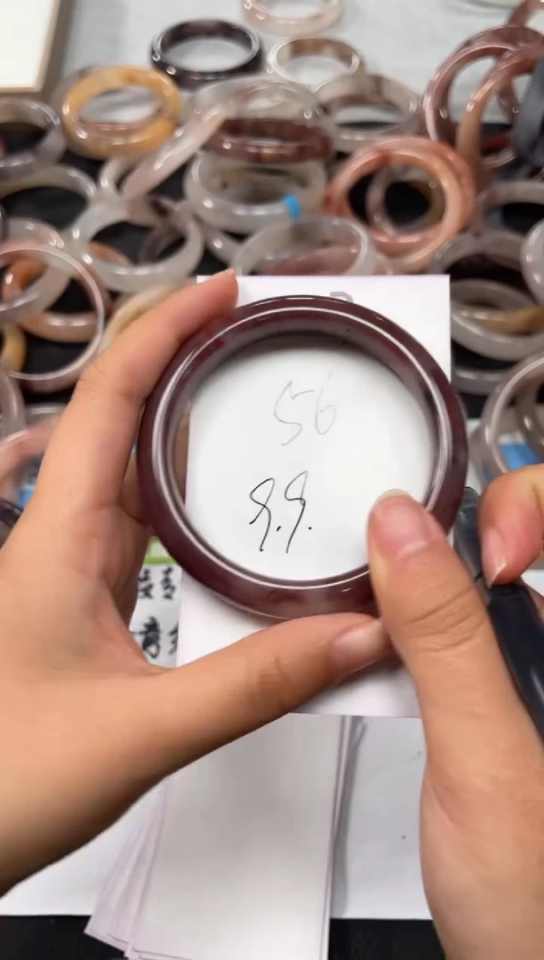 未镶嵌手镯石英质玉127