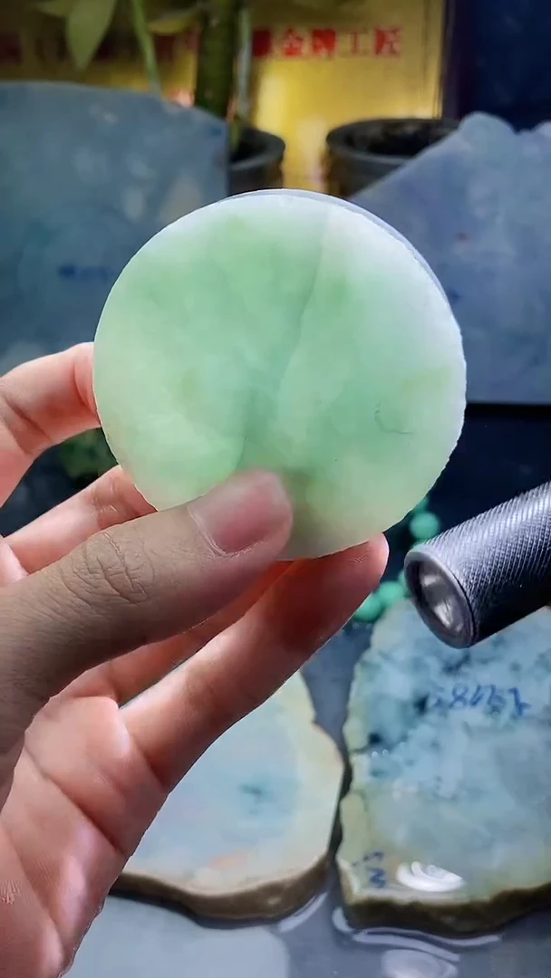 未镶嵌挂件翡翠小雨477