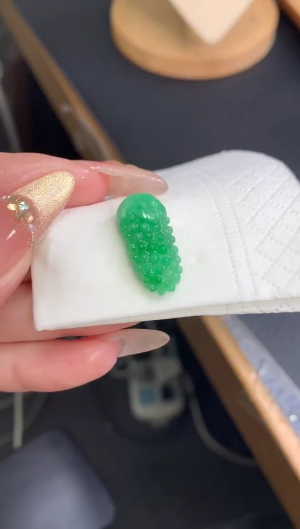 未镶嵌定制翡翠葡萄