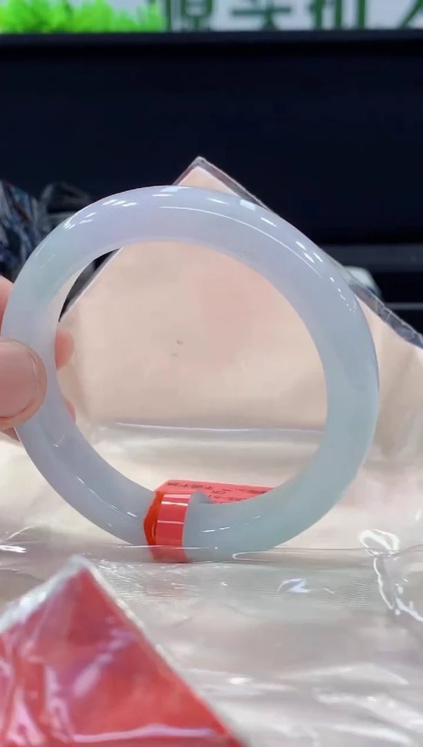 未镶嵌手镯翡翠翡翠手镯