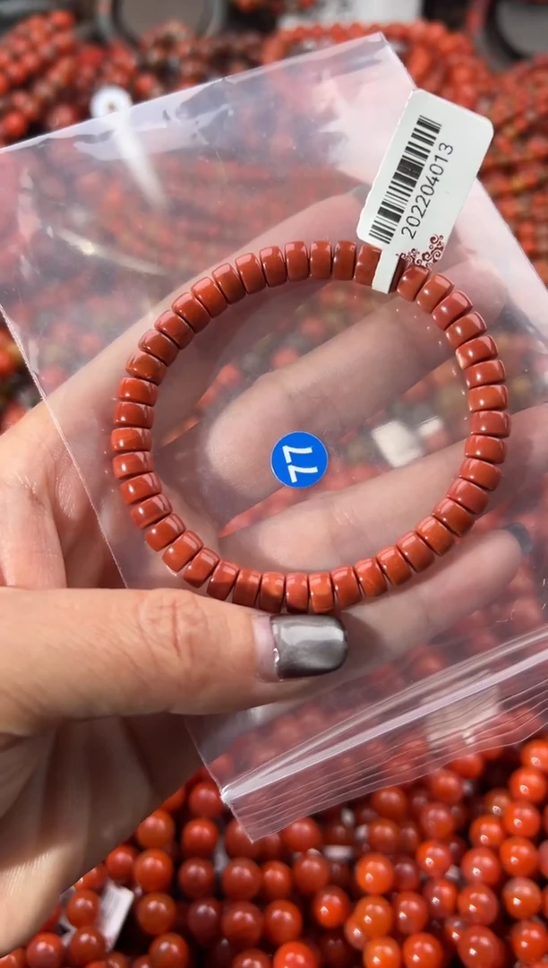 未镶嵌手串南红玛瑙6+