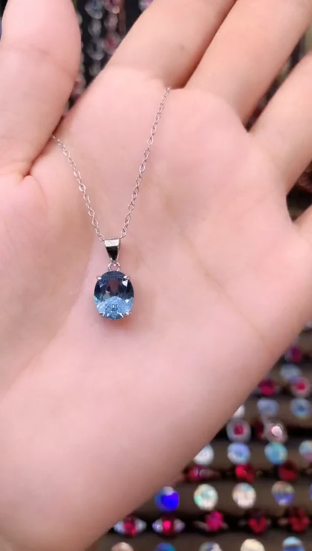 海蓝宝石吊坠(赠链)银S925镶嵌银色810