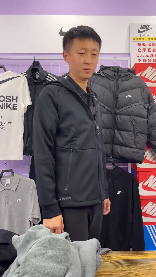 2125 华夫格外套L码130-150斤 不退换