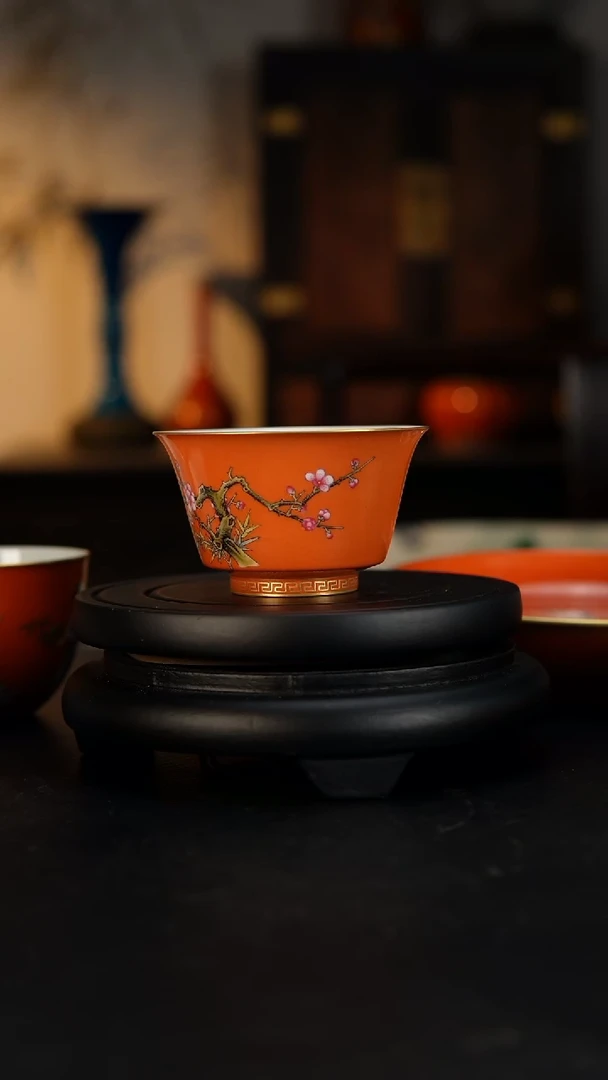 矾红粉彩梅花马蹄杯 今日福利
