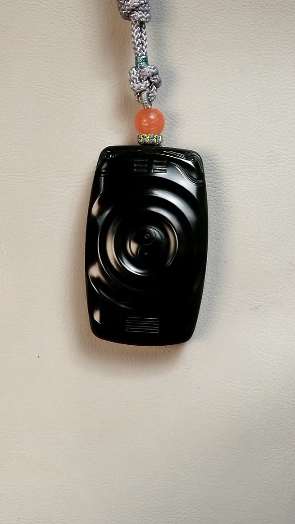 未镶嵌和田玉把件八卦