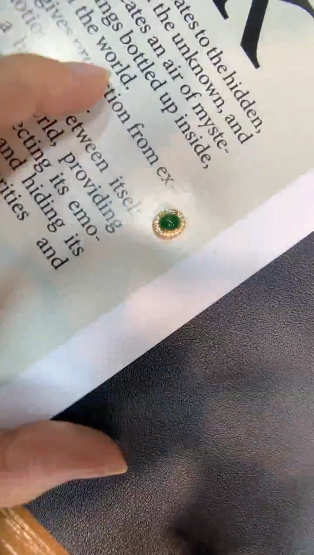 翡翠银S925镶嵌颈饰蛋面