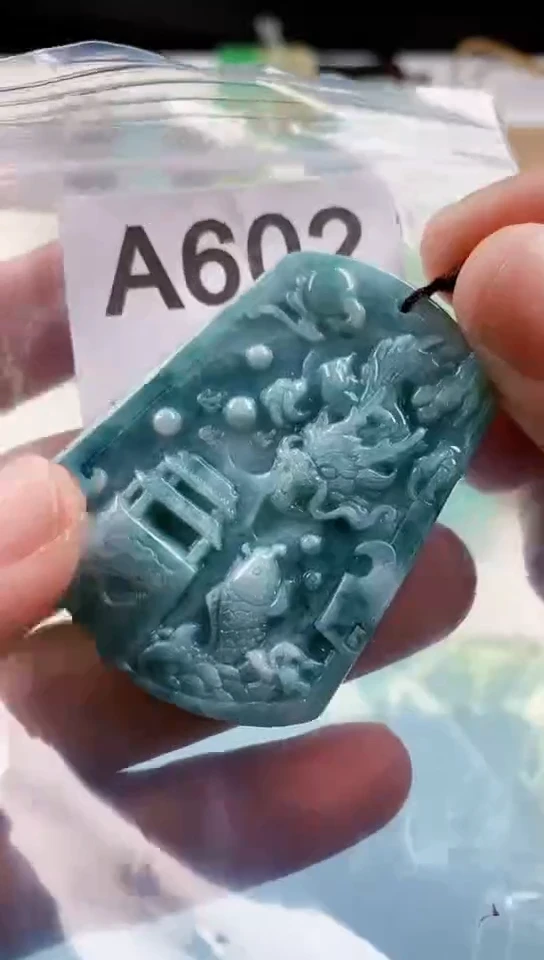 【闪购商品】翡翠挂件未镶嵌天然翡翠吊坠挂件