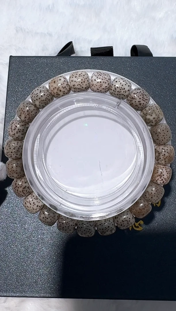 手串星月菩提灰背河豚