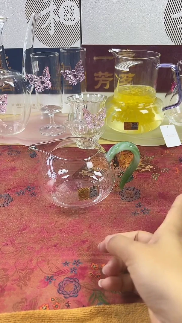 淡然翠漪。。。。。。。
