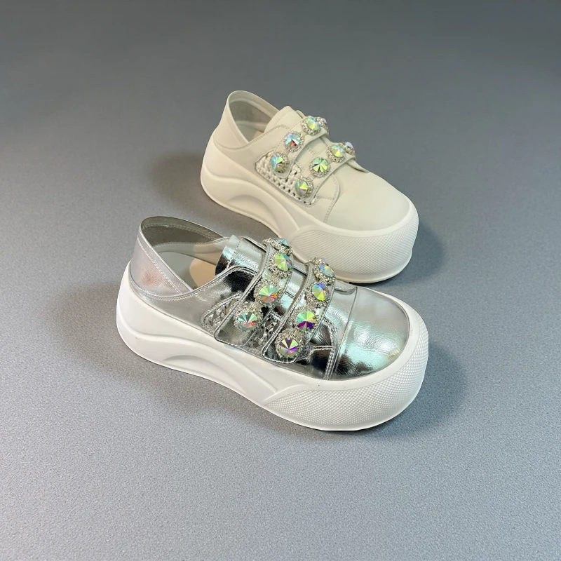 彩钻.时尚16钻两穿休闲鞋百搭款显高新款春夏小众3851-12