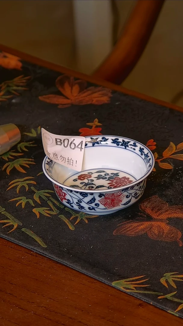 杯手工手绘杯杯很美丽
