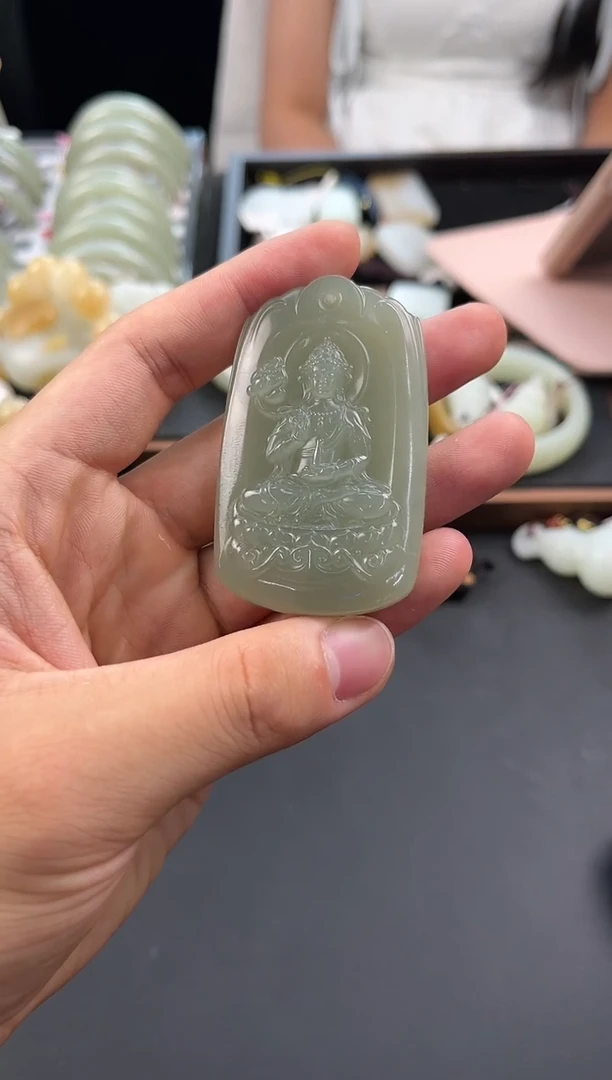 未镶嵌手串和田玉且末青白观音牌微色差