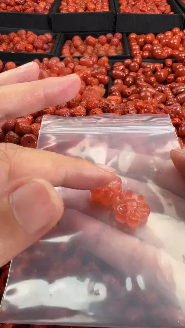 颈饰未镶嵌南红玛瑙11