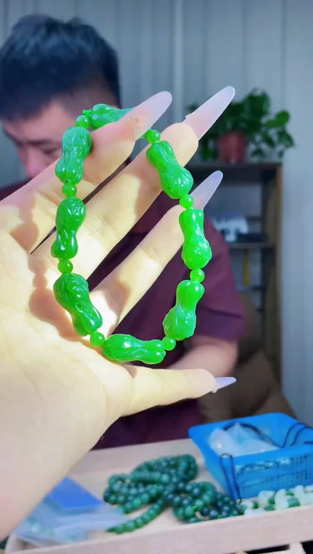 玉拍一发一，多样性发货！