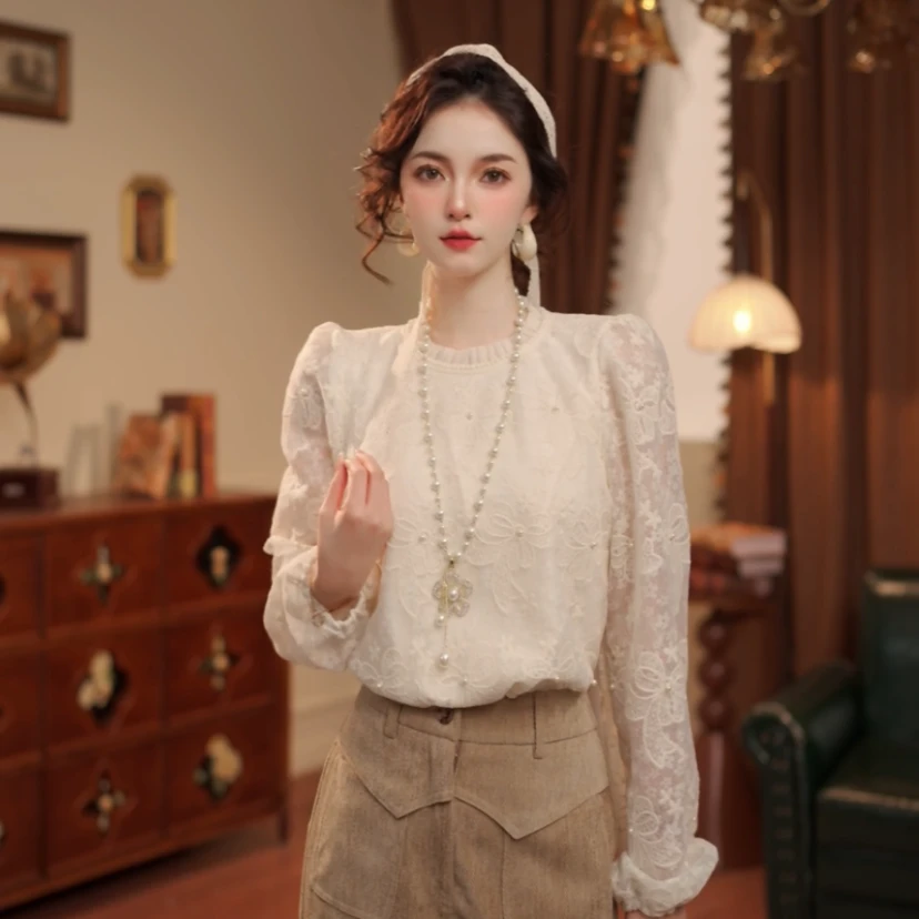 敏恩【阿尔纳花园】港风慵懒百搭休闲蕾丝立领打底衫WM2477690