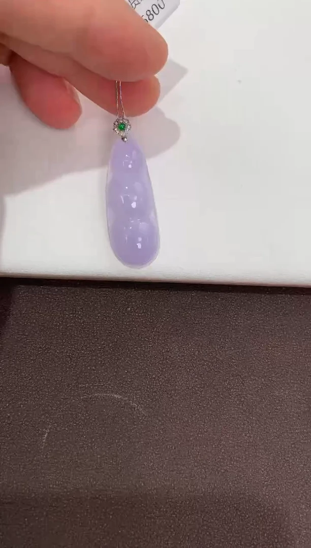 翡翠18K金镶嵌颈饰天然缅甸a货翡翠