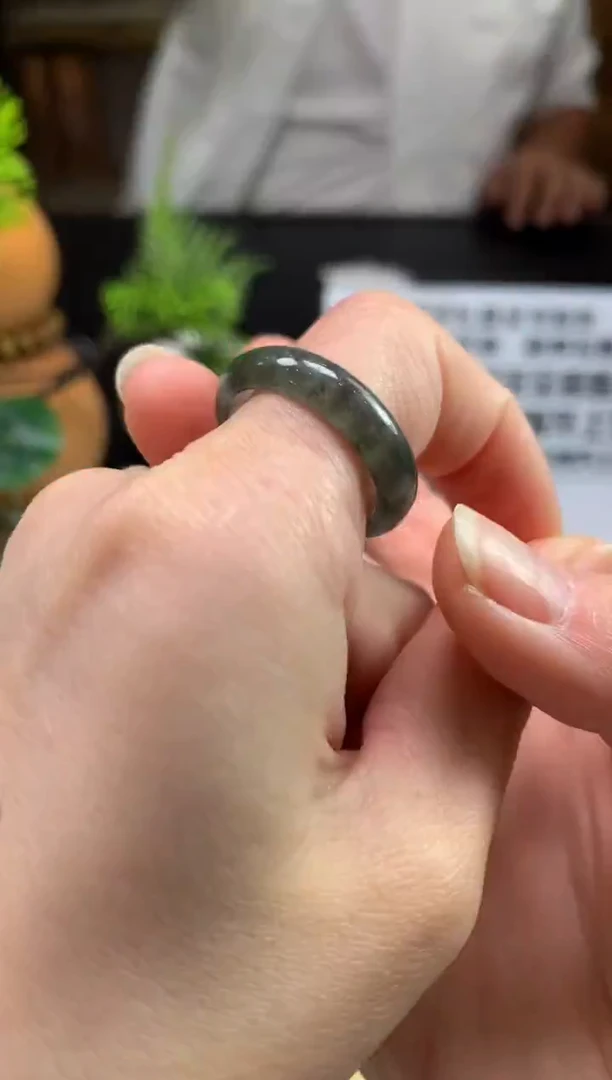 颈饰未镶嵌翡翠勿*---110626