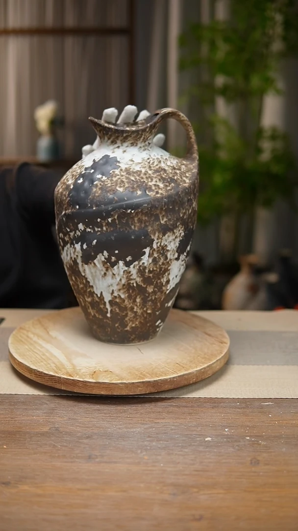 【闪购商品】陶瓷 花器诧寂黑奶壶