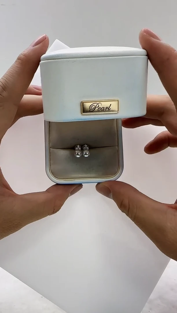 【闪购商品】海水珍珠DA银S925镶嵌c1034 耳钉