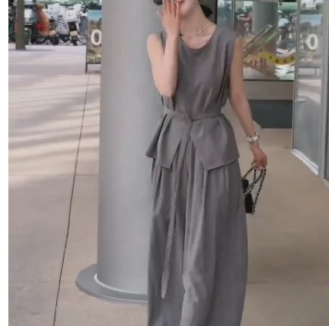 2025夏季新款网红同款洋气气质韩版潮流套装两件套雾Lr-1