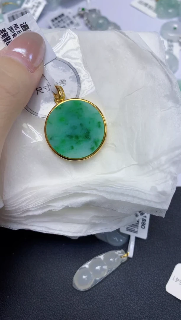 颈饰未镶嵌翡翠天然缅甸翡翠A货百元以上9元证书费自理