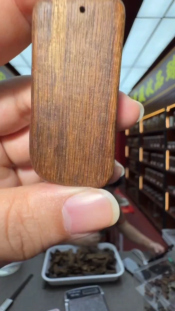 沉香吊坠多样性发一