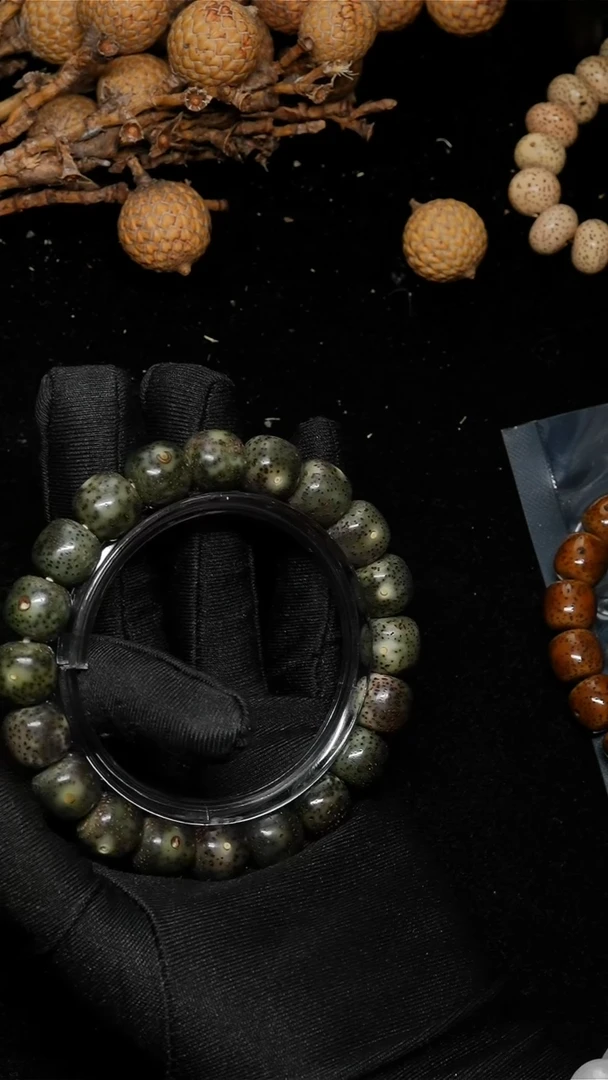 手串星月菩提12*11帝王绿-F01