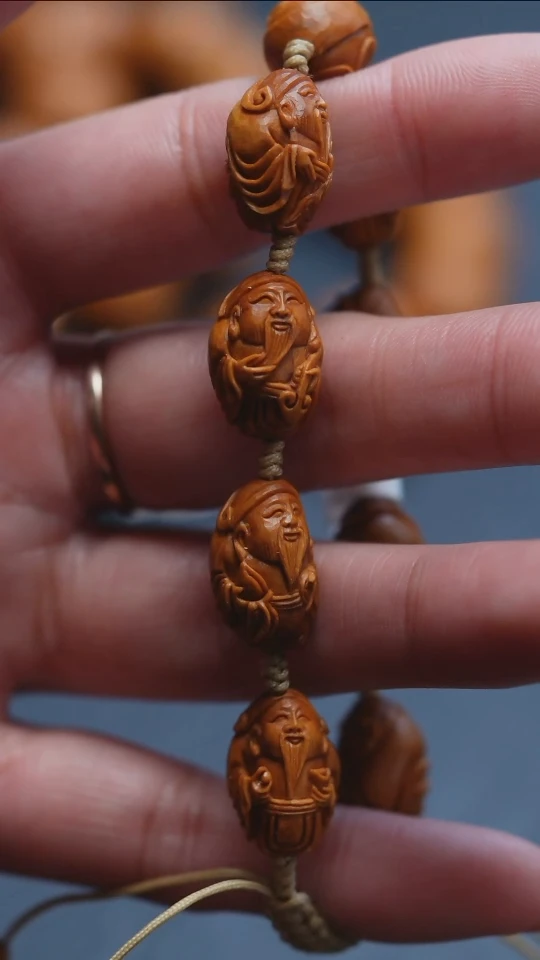 【闪购商品】橄榄核吊坠苏工橄榄核