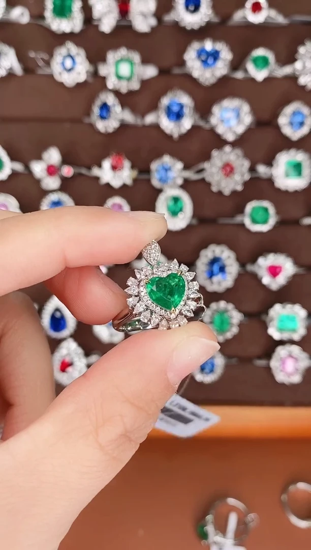 【闪购商品】祖母绿18K金戒指18K金镶嵌1