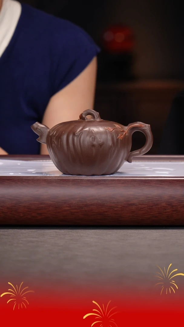 茶壶紫砂曹燕萍/紫泥/霜叶丹红/280c