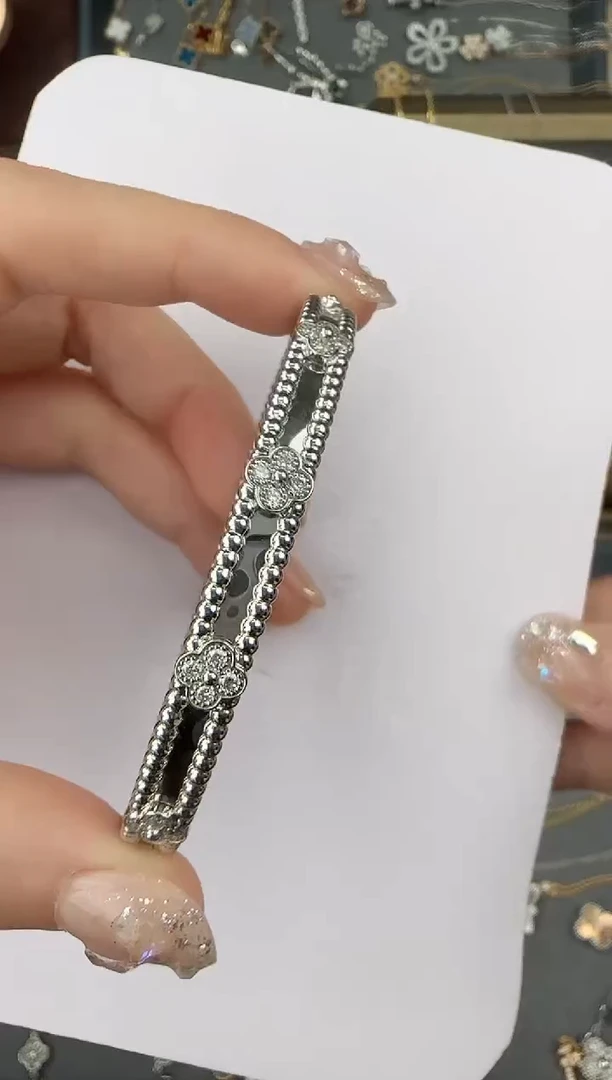 【闪购商品】钻石手镯18K金镶嵌万花筒手镯（17圈口）