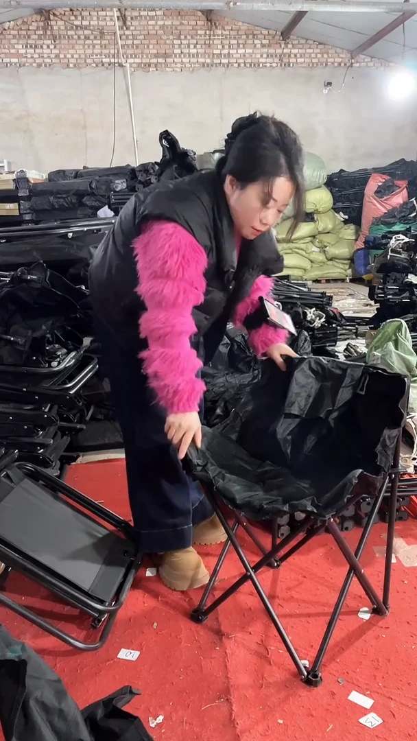 铁低背月亮椅   黑色