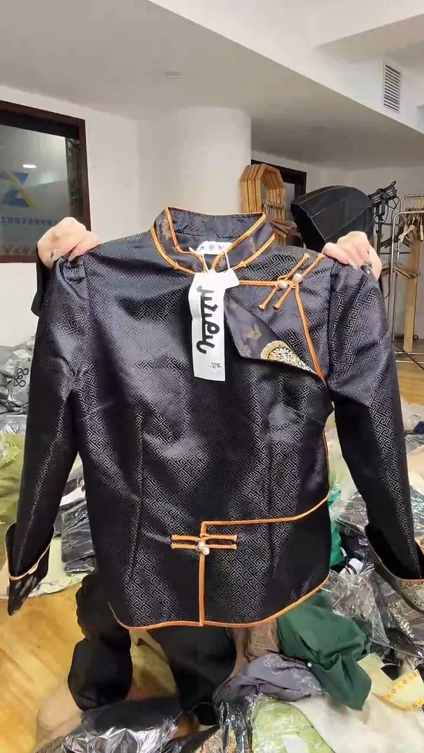 3XL码    135-145斤   外套