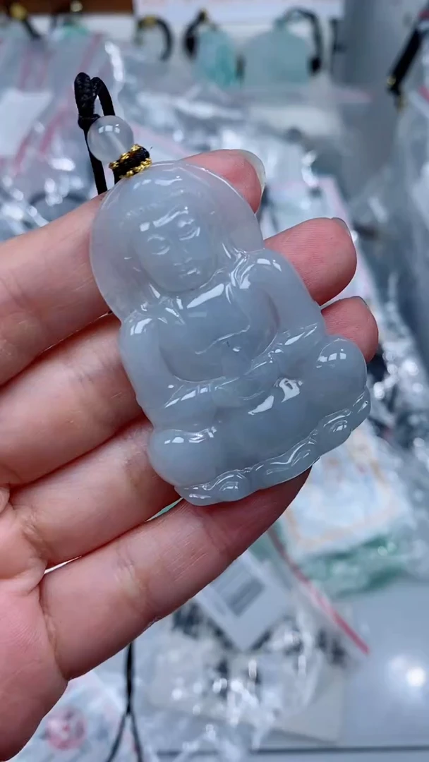 颈饰未镶嵌翡翠吊坠