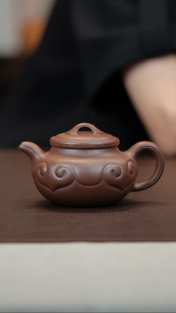 茶壶紫砂永**好仿古如意 200CC 晃盖的