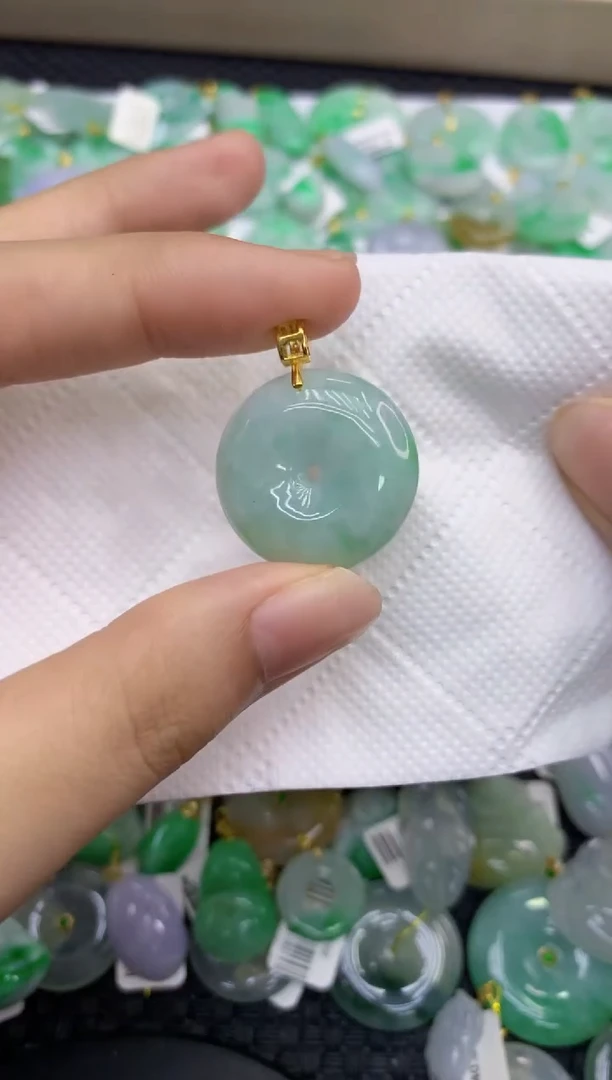 颈饰未镶嵌翡翠天然缅甸A货翡翠