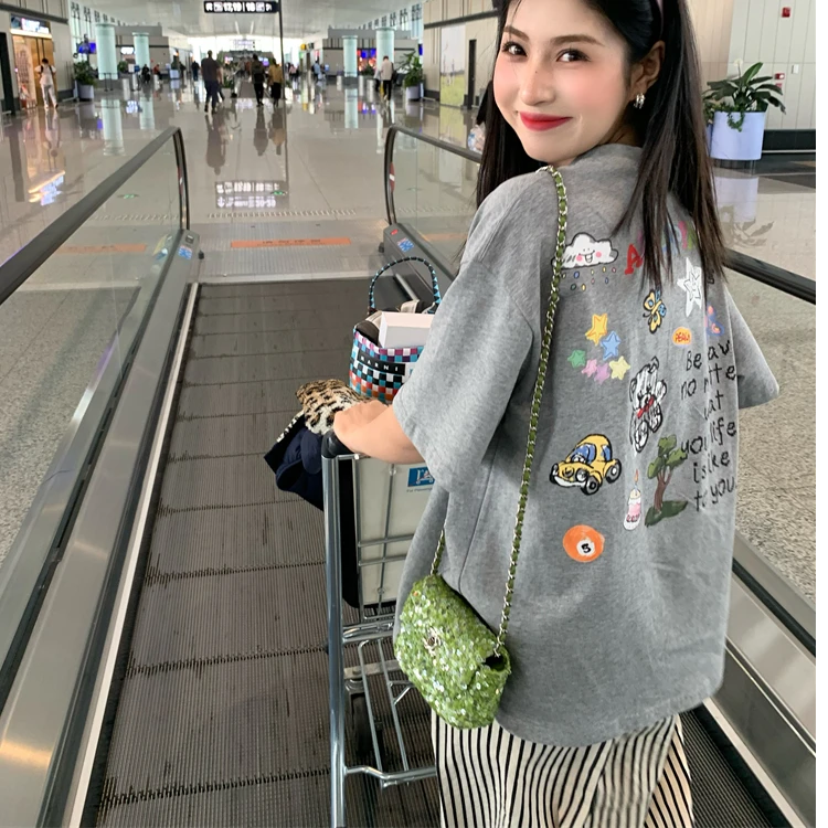 夏季显瘦短袖辣妹短袖2025休闲小众宽松印花韩版设计尚百搭上衣