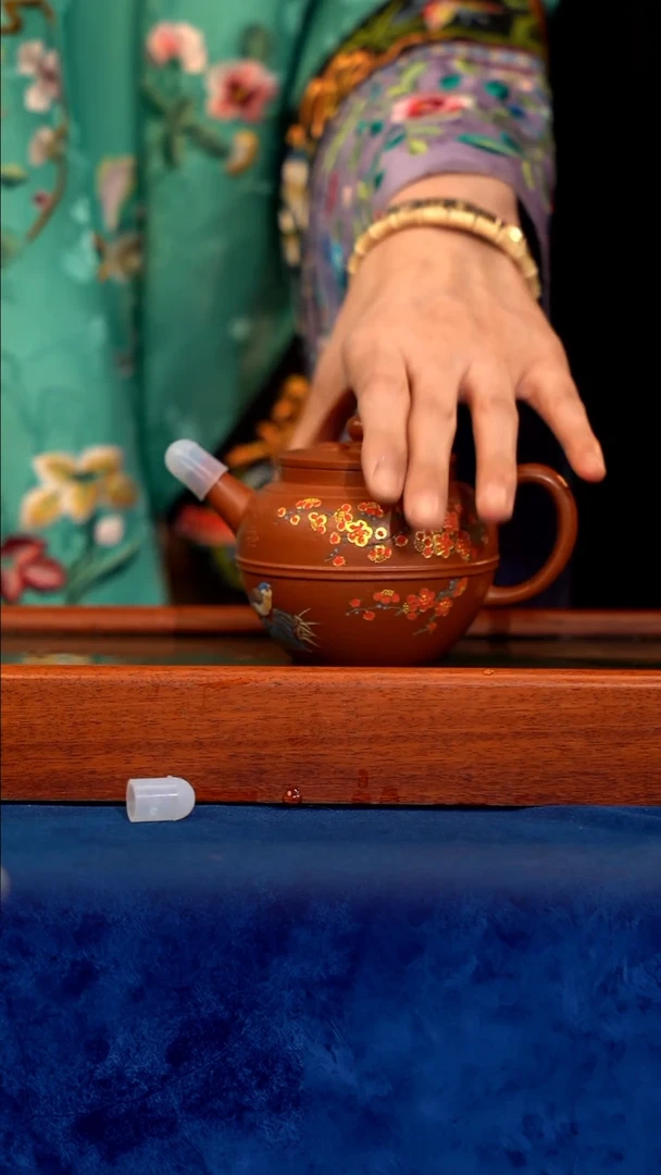 紫砂 宜兴紫砂 LNF 沉香泥  泥绘