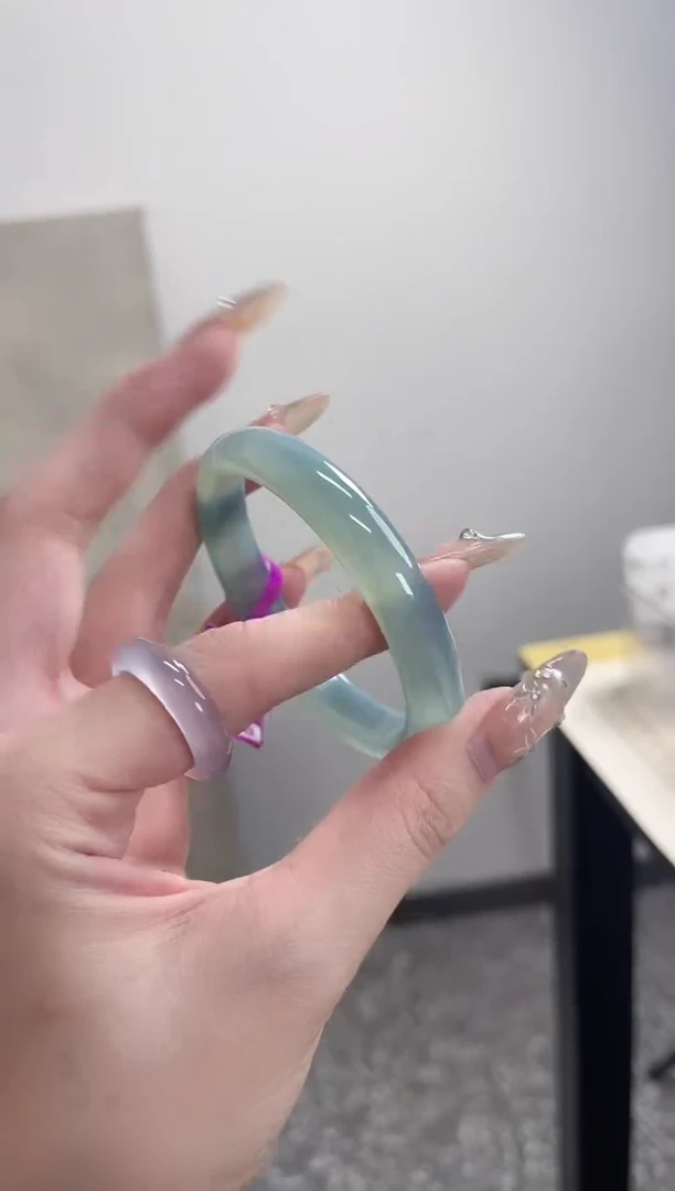 【闪购商品】玛瑙/玉髓手镯未镶嵌56圈 需要包容