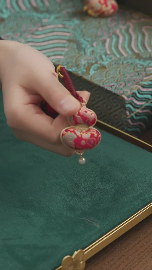 刺绣湘传礼宋锦挂件