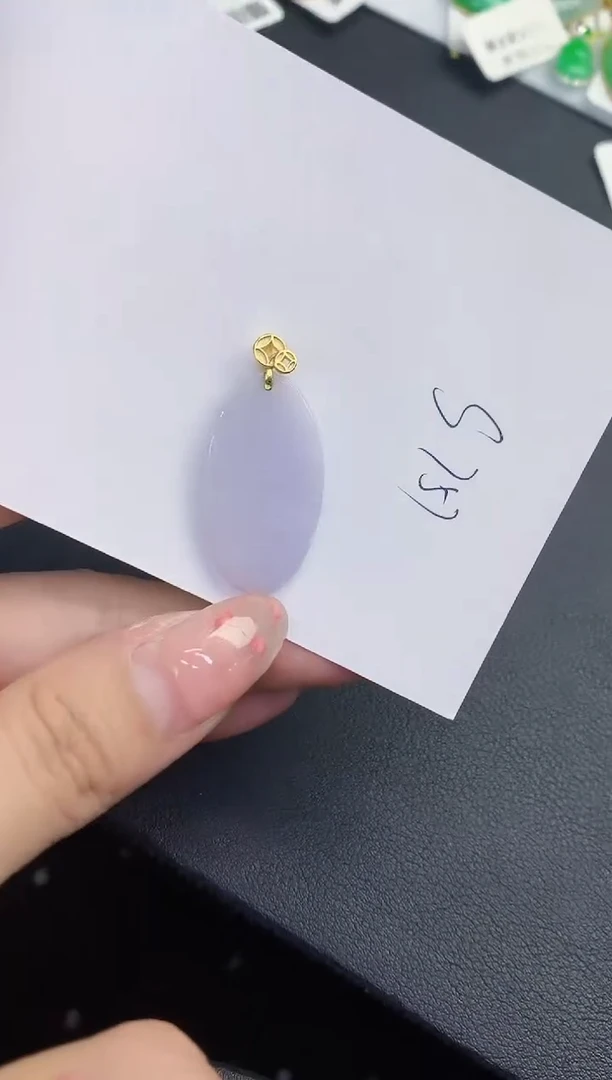 翡翠未镶嵌颈饰缅甸天然翡翠A货