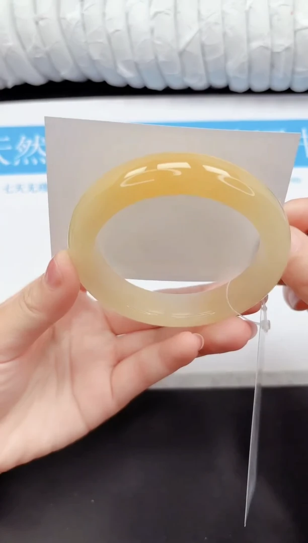 手镯石英质玉未镶嵌38-59.6L