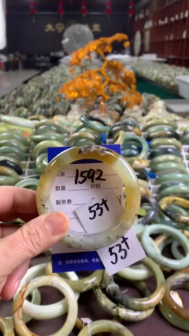 未镶嵌蛇纹石玉手镯1592