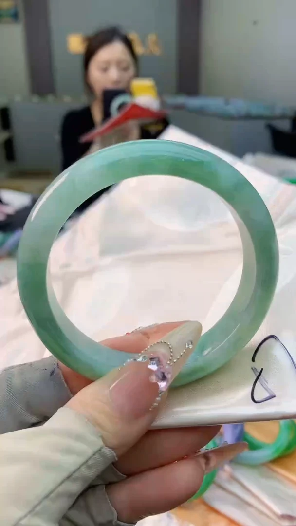 未镶嵌手镯翡翠0316185299