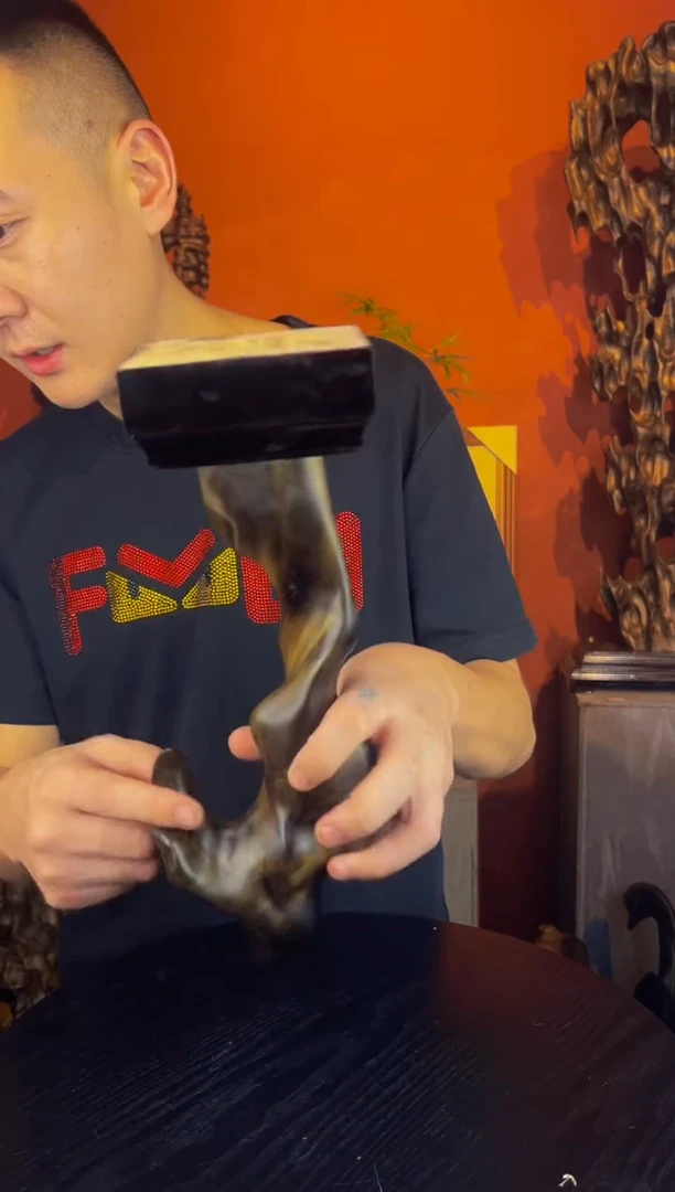 金丝楠古***者881金丝楠自然随型摆件